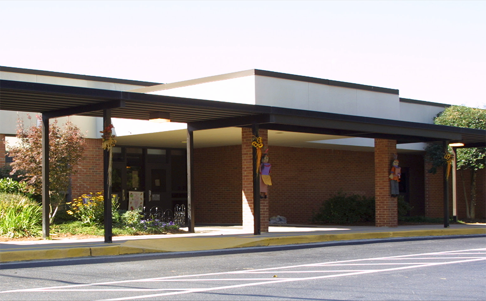 Berkeley Lake elementary school building front